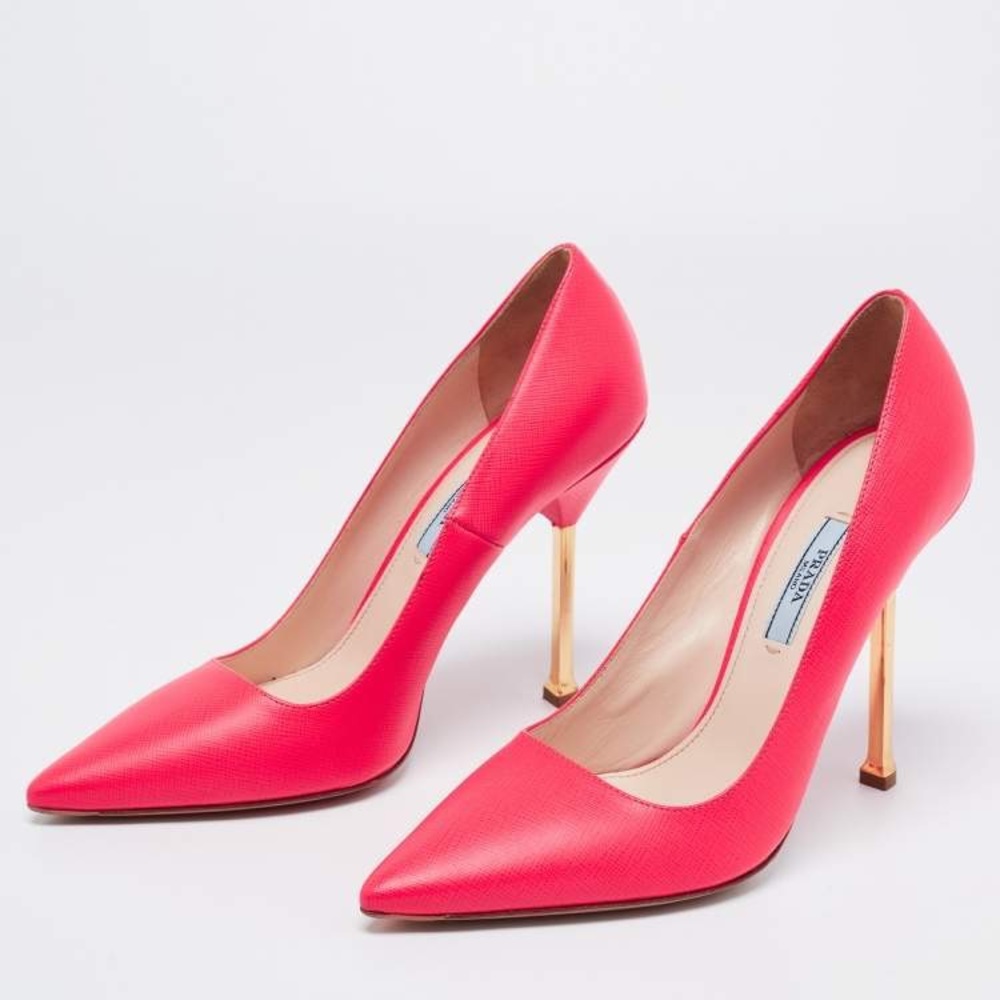 PRADA Leather Pumps